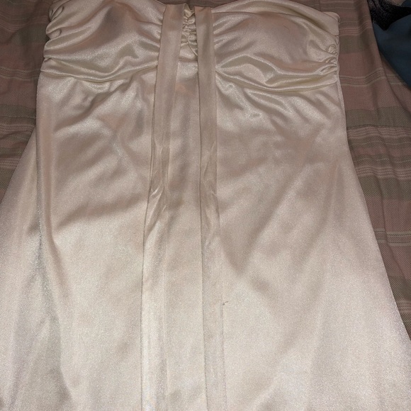 White halter top dress - Picture 1 of 2